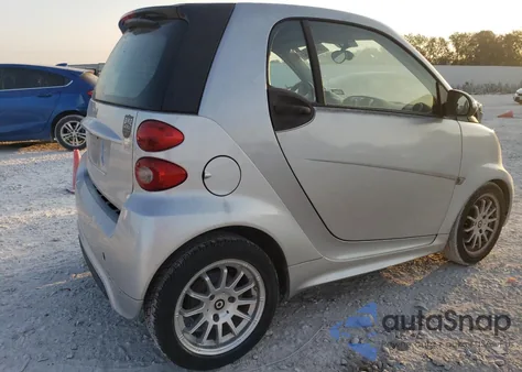 2013 Smart Fortwo Pure из США, поврежденный, VIN WMEEJ3BA6DK652837